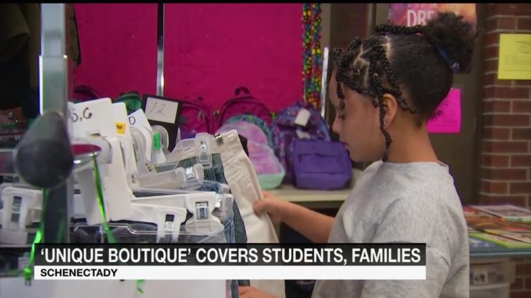 UNIQUE BOUTIQUE | SCHOOL CLOTHING ROOM